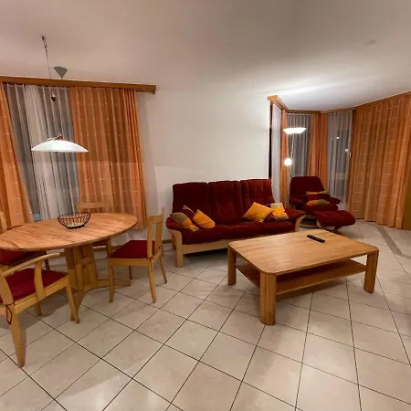Chateau شقة