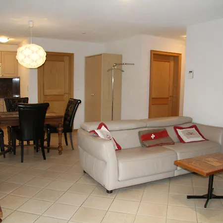 Chateau شقة *