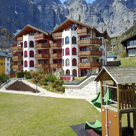 Chateau * لوكباد