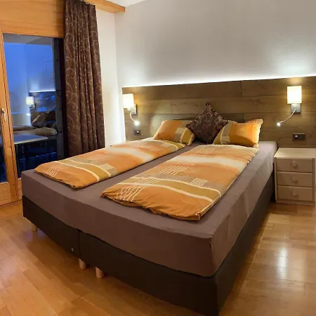Chateau شقة