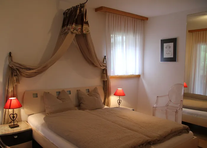 Chateau Apartman *