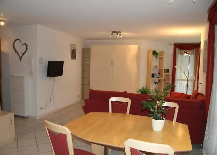 Chateau Apartman *